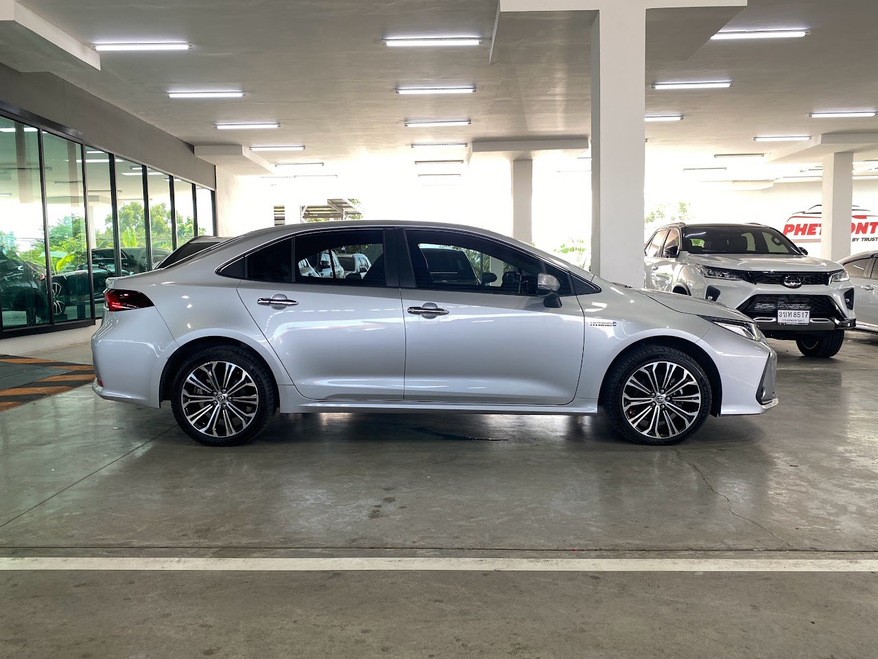 2022 Toyota Altis (New) 1.8Hybrid Premium รูปที่ 4