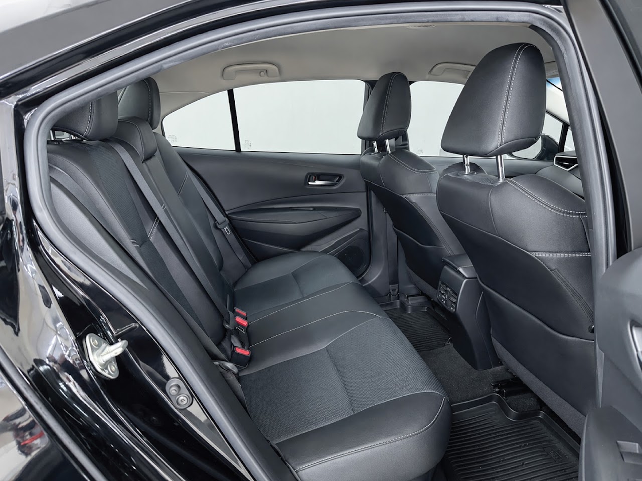 2020 Toyota Altis 1.8Hybrid High มือสอง สีดำ รูปที่ 8