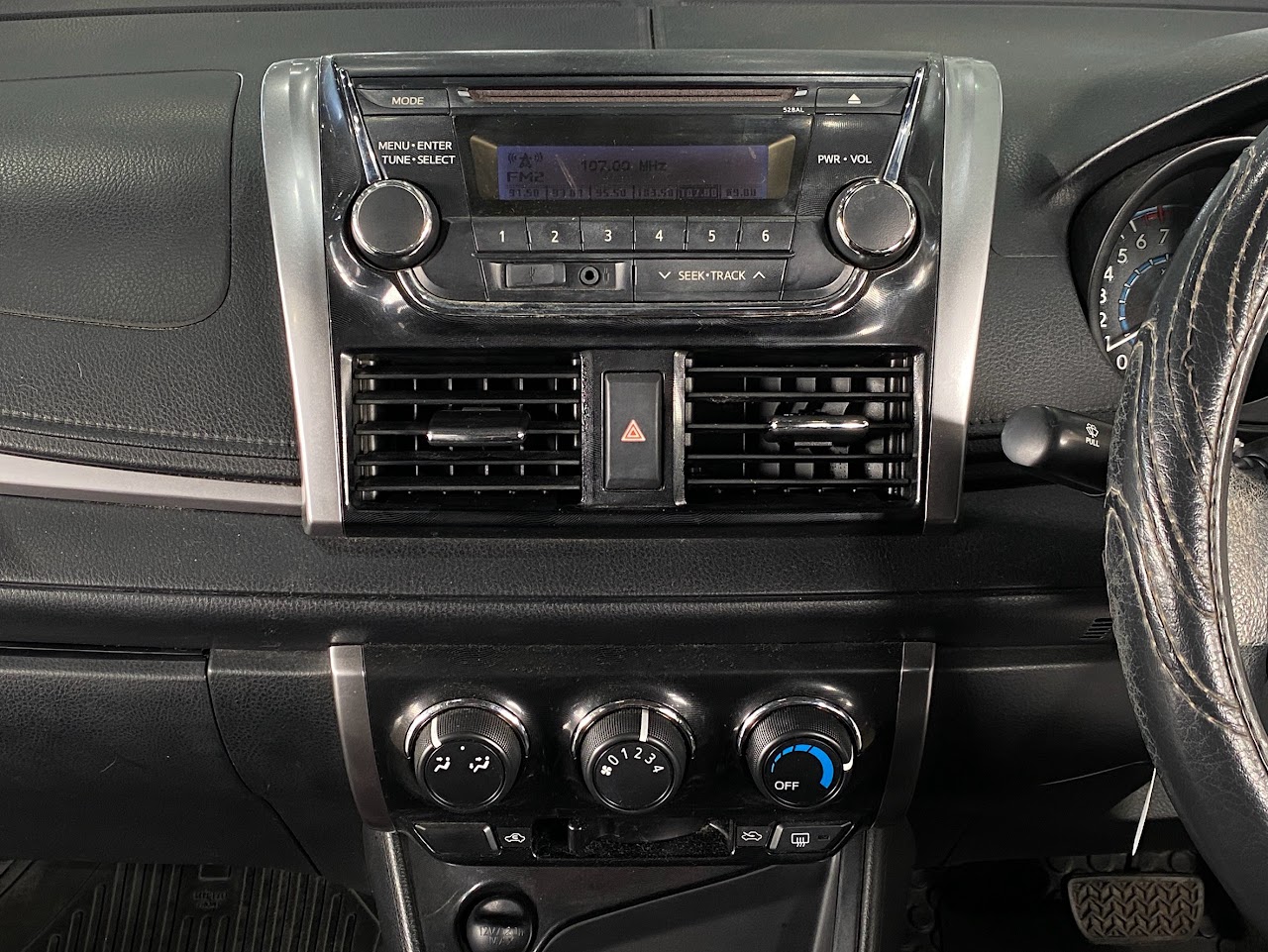 2014 Toyota Vios 1.5E รูปที่ 19