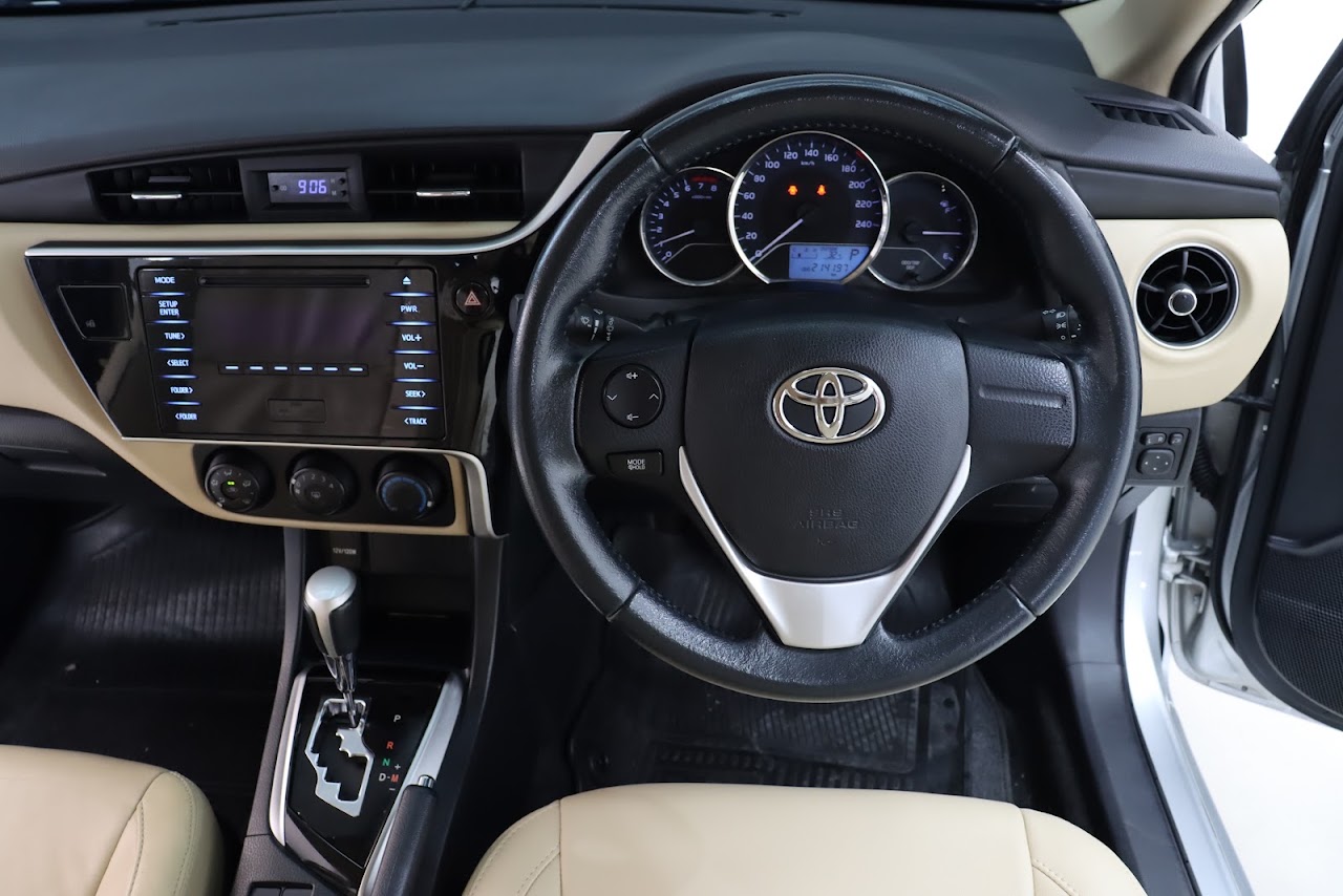 2018 Toyota Altis 1.6G รูปที่ 6