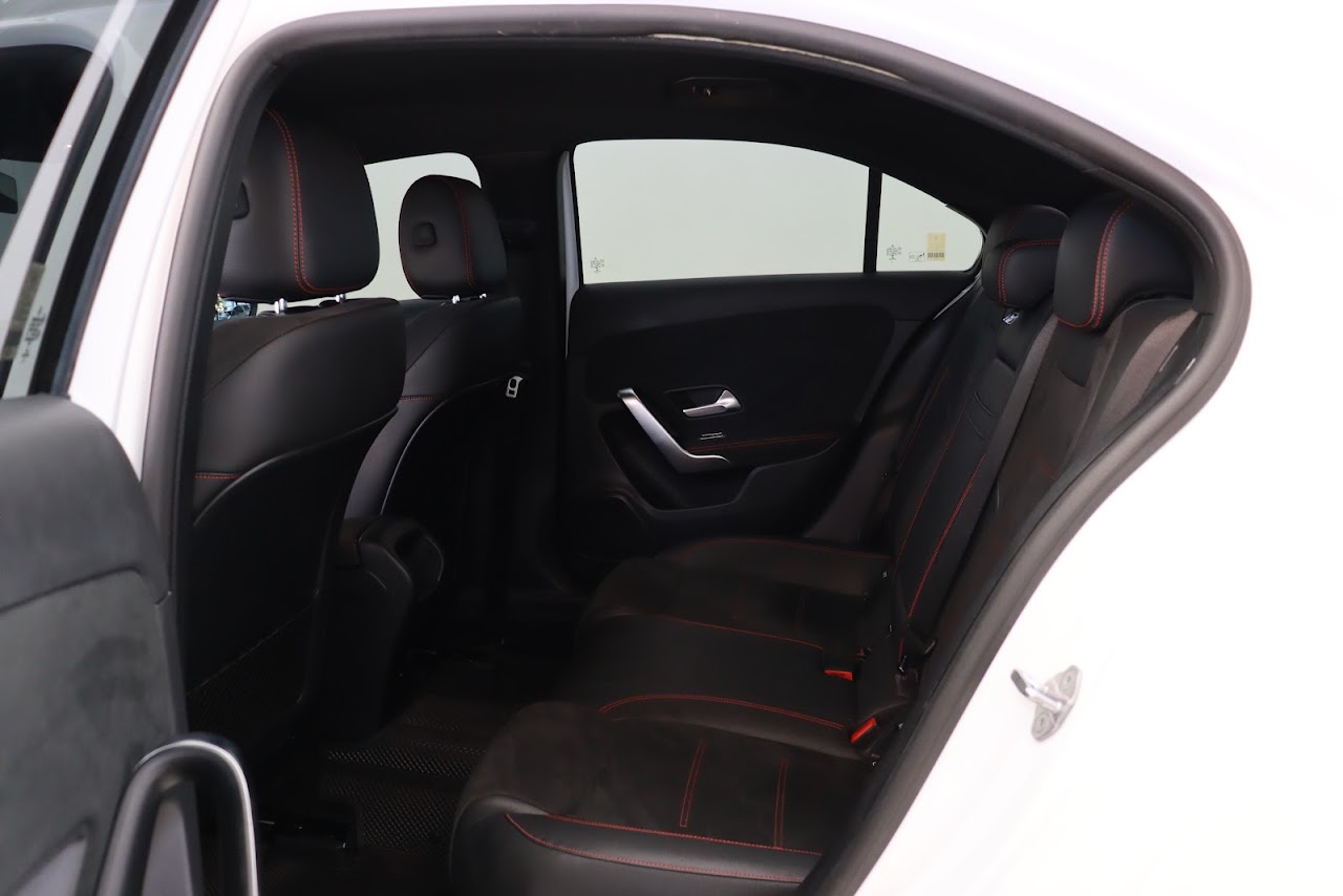 2021 Mercedes-Benz A200 A200 AMG Dynamic รูปที่ 4