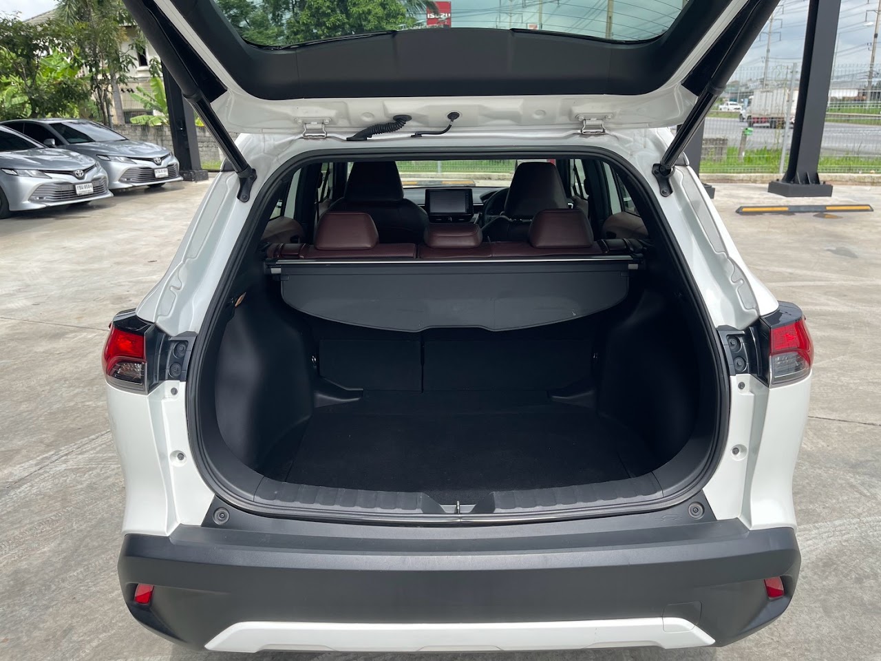 2020 Toyota Corolla Cross 1.8Hybrid Premium รูปที่ 9