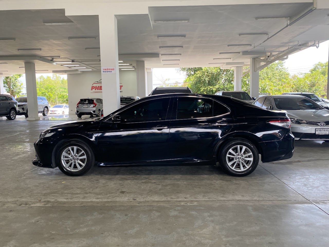 2021 Toyota Camry 2.0G รูปที่ 3