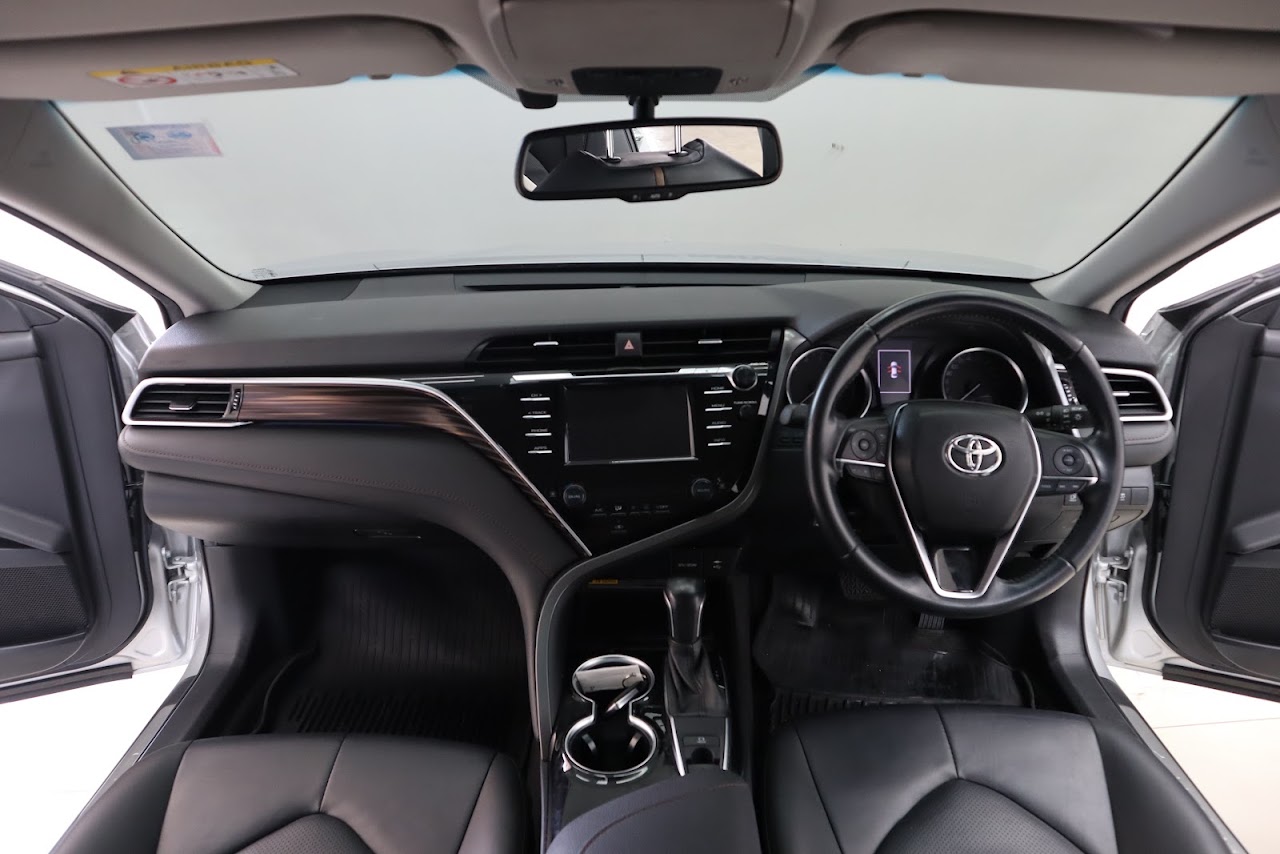 2020 Toyota Camry 2.0G รูปที่ 6