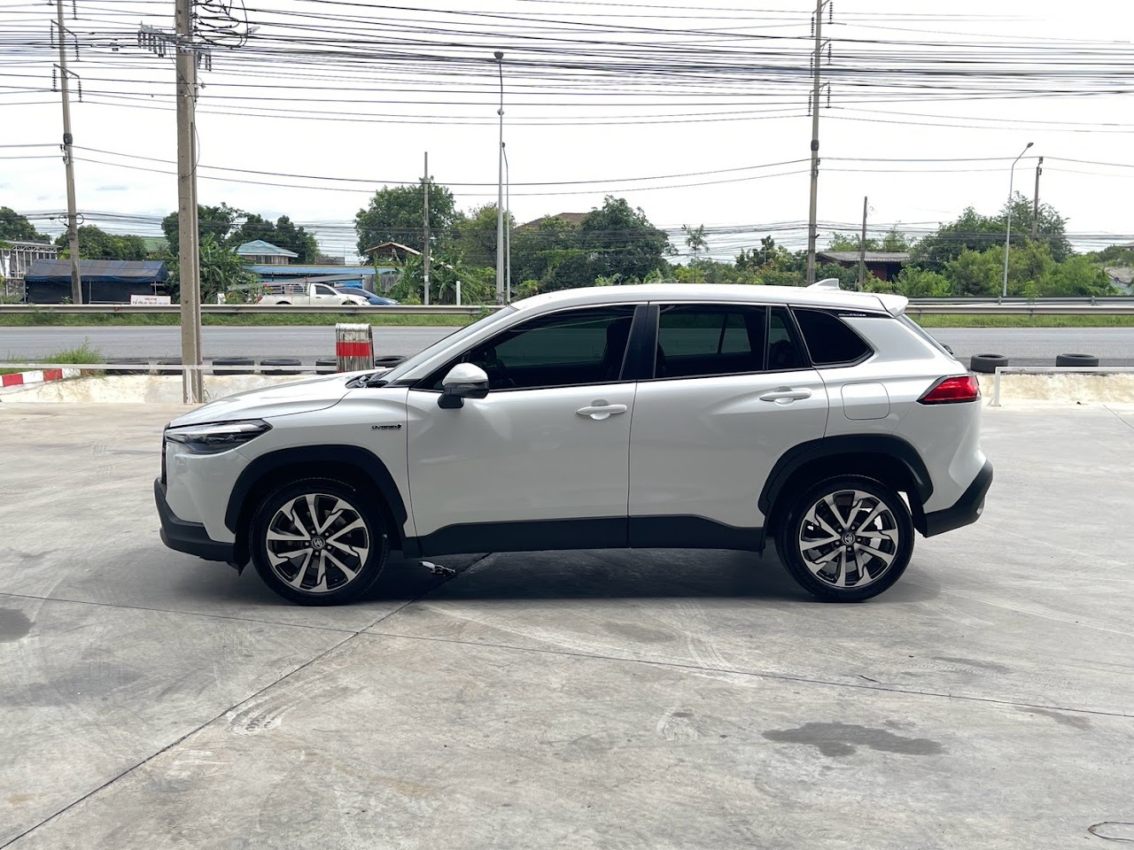 2020 Toyota Corolla Cross 1.8Hybrid Premium รูปที่ 5