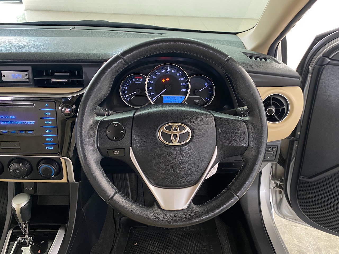 2018 Toyota Altis 1.6G รูปที่ 20