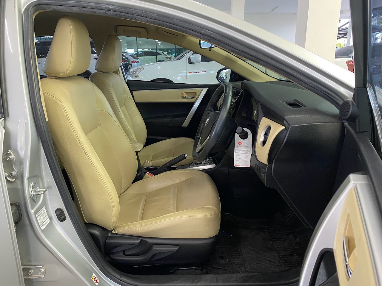 2018 Toyota Altis 1.6G รูปที่ 13