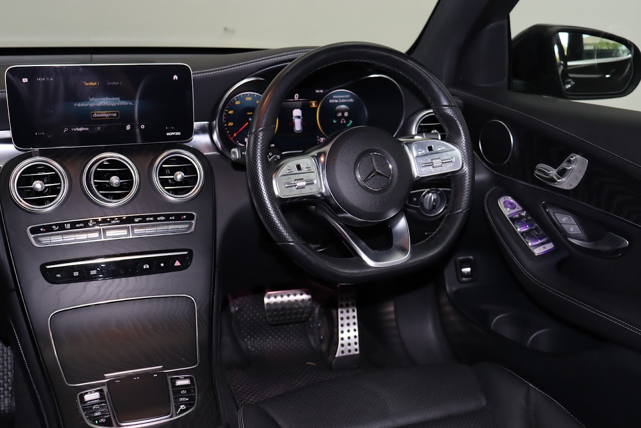 2021 Mercedes-Benz GLC-Class GLC 220d AMG Dynamic มือสอง สีดำ รูปที่ 6