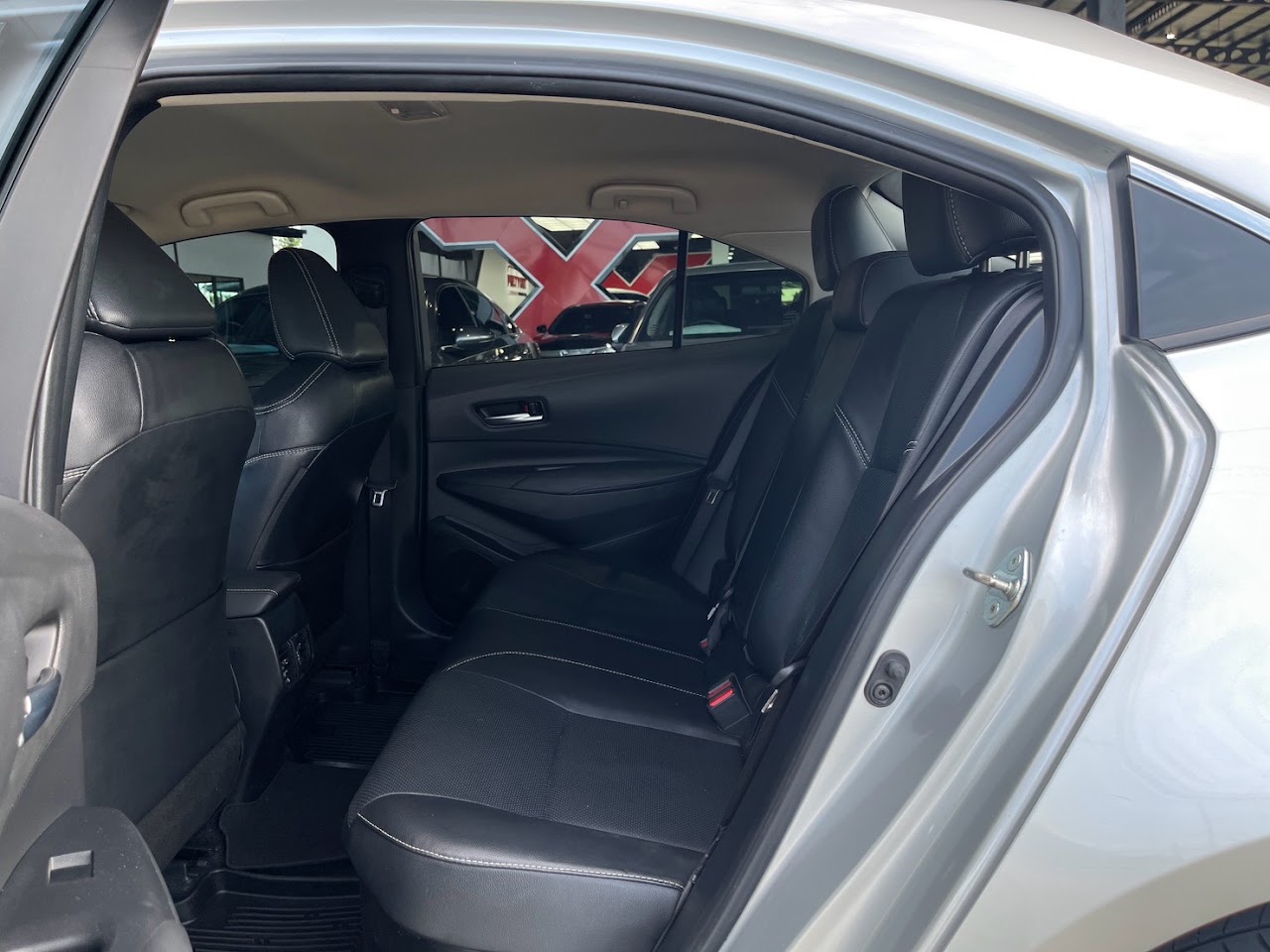 2022 Toyota Altis (New) 1.8Hybrid Premium รูปที่ 16