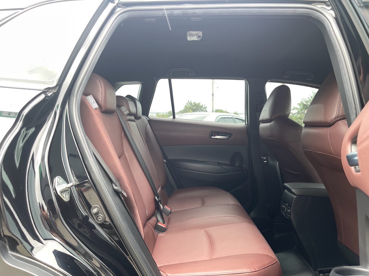 2022 Toyota Corolla Cross 1.8Hybrid Premium รูปที่ 14