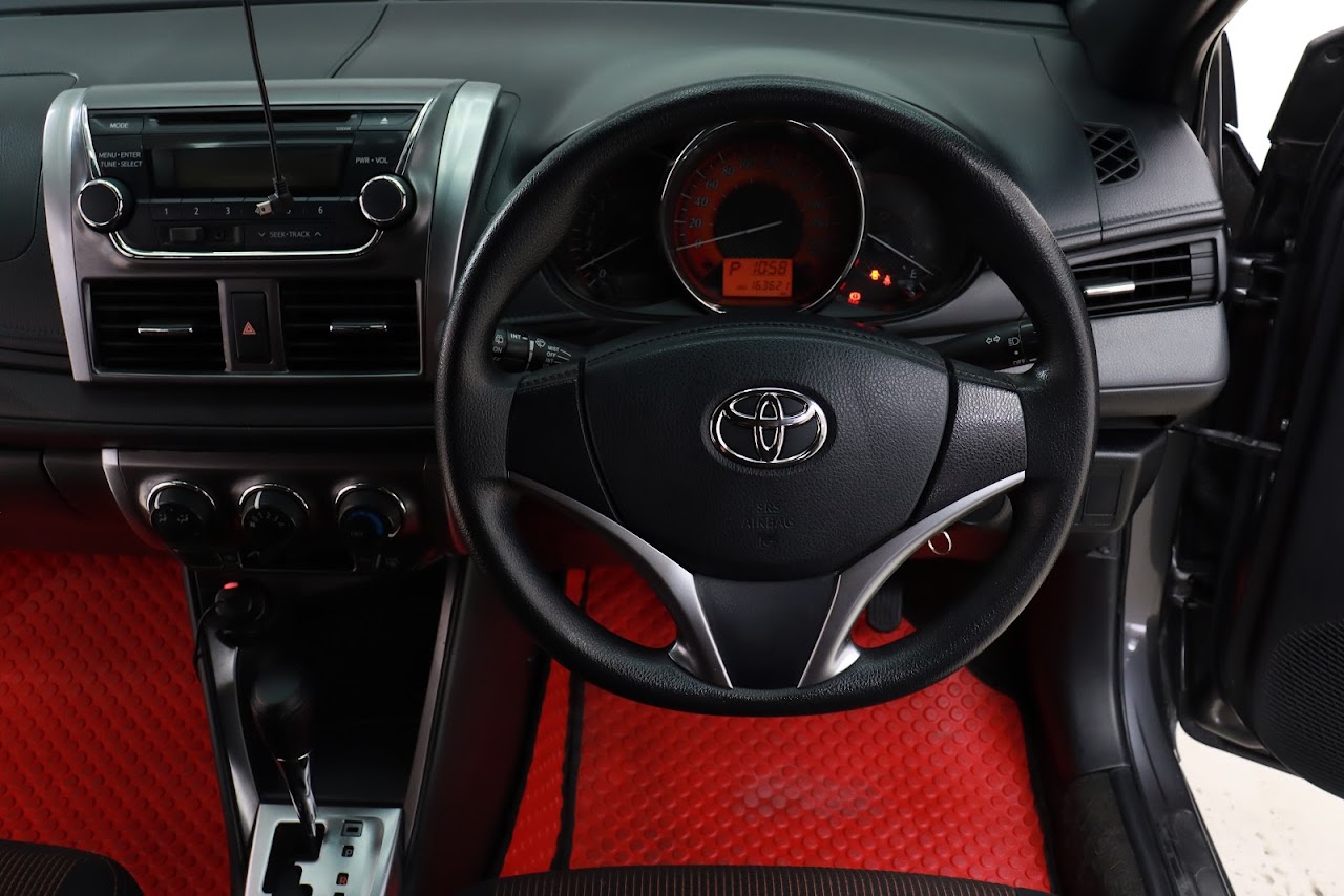 2016 Toyota Yaris 1.2E รูปที่ 6