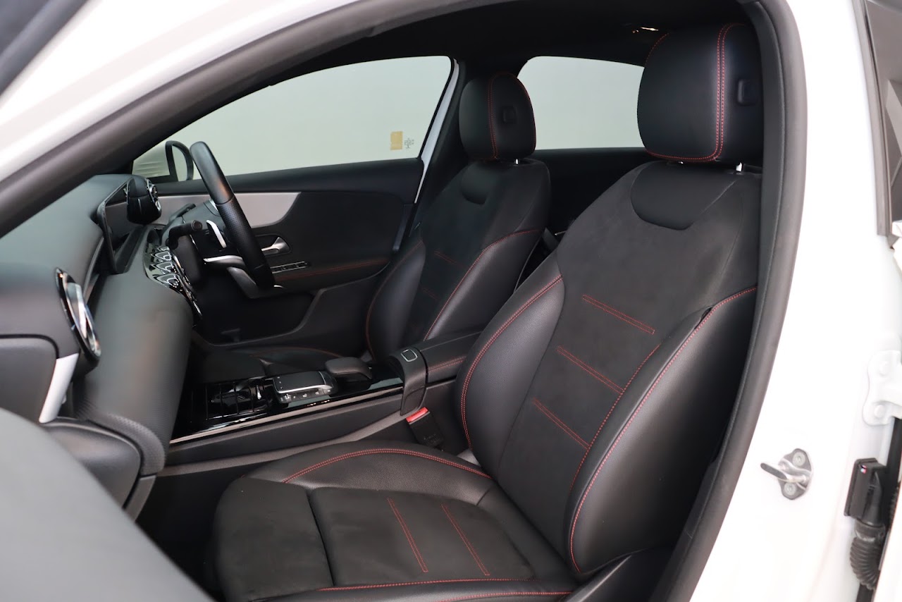 2021 Mercedes-Benz A200 A200 AMG Dynamic รูปที่ 3