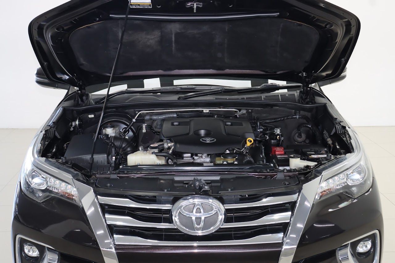 2018 Toyota Fortuner 2.4V 4WD รูปที่ 8