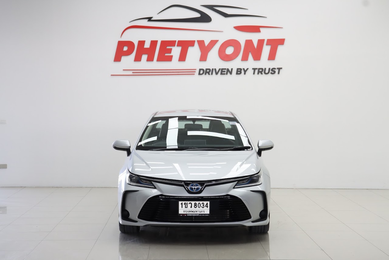 2021 Toyota Altis 1.8Hybrid Premium มือสอง สีบรอนซ์เงิน รูปที่ 3