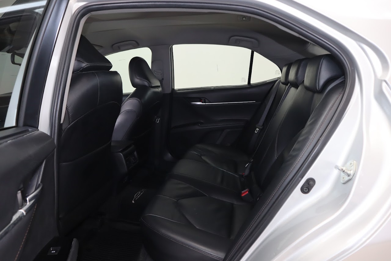2019 Toyota Camry 2.0G รูปที่ 4