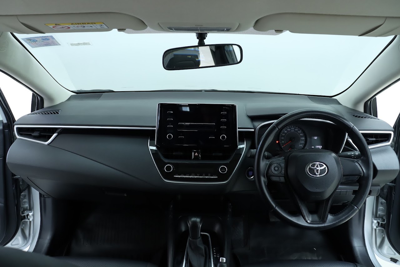 2020 Toyota Altis 1.6G มือสอง สีบรอนซ์เงิน รูปที่ 7