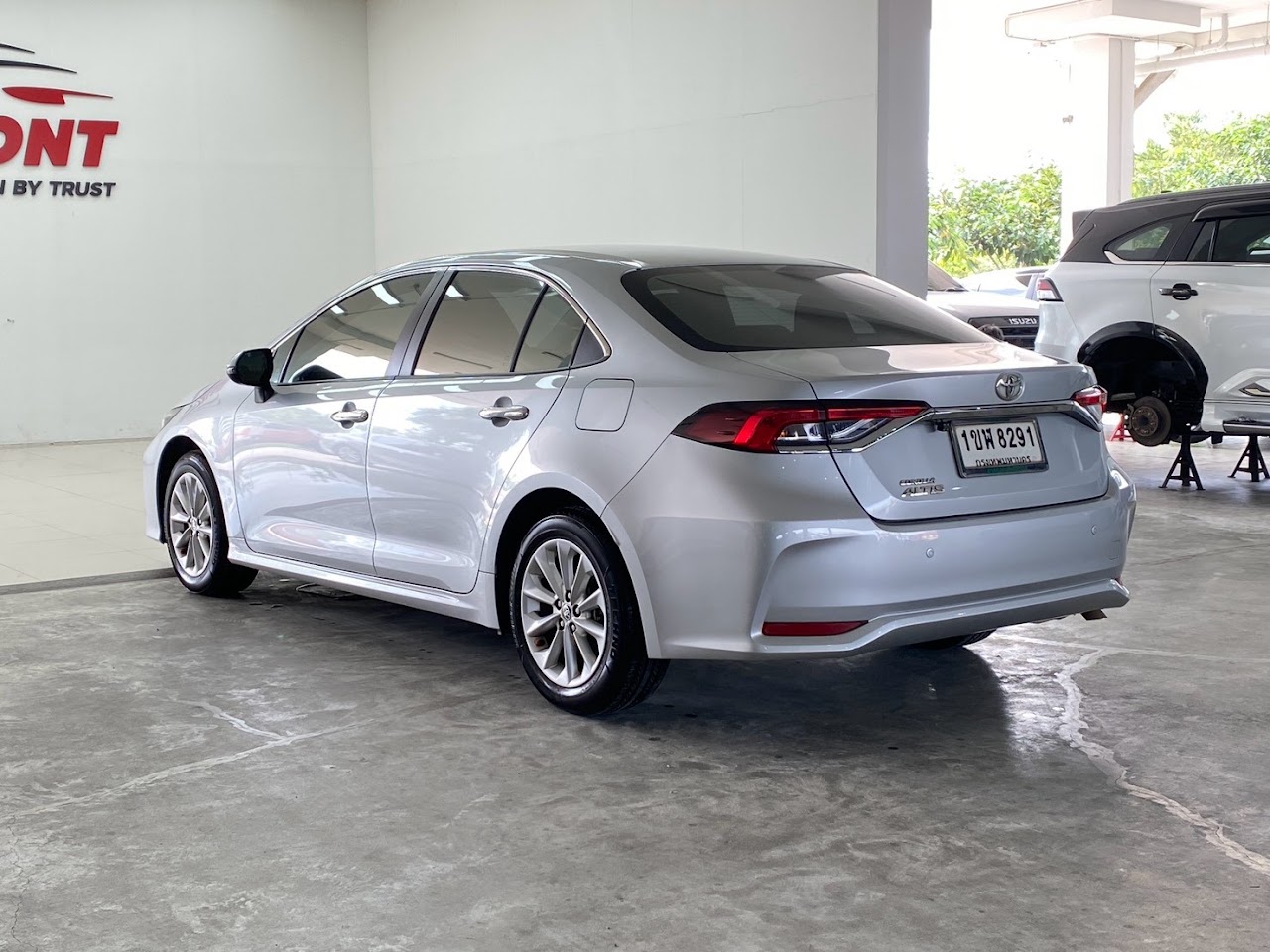 2021 Toyota Altis 1.6G มือสอง สีบรอนซ์เงิน รูปที่ 5