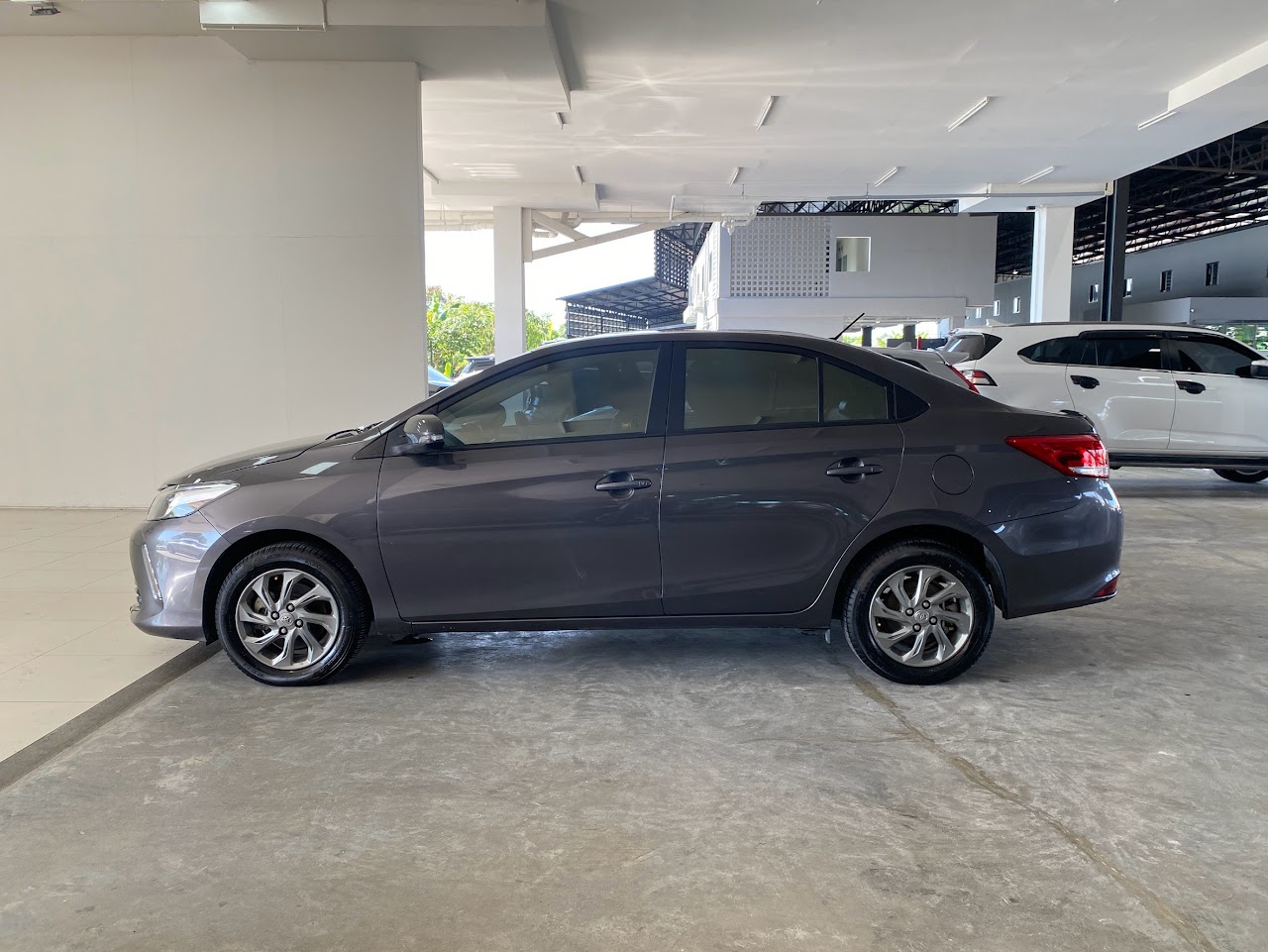 2022 Toyota Vios 1.5MID รูปที่ 7