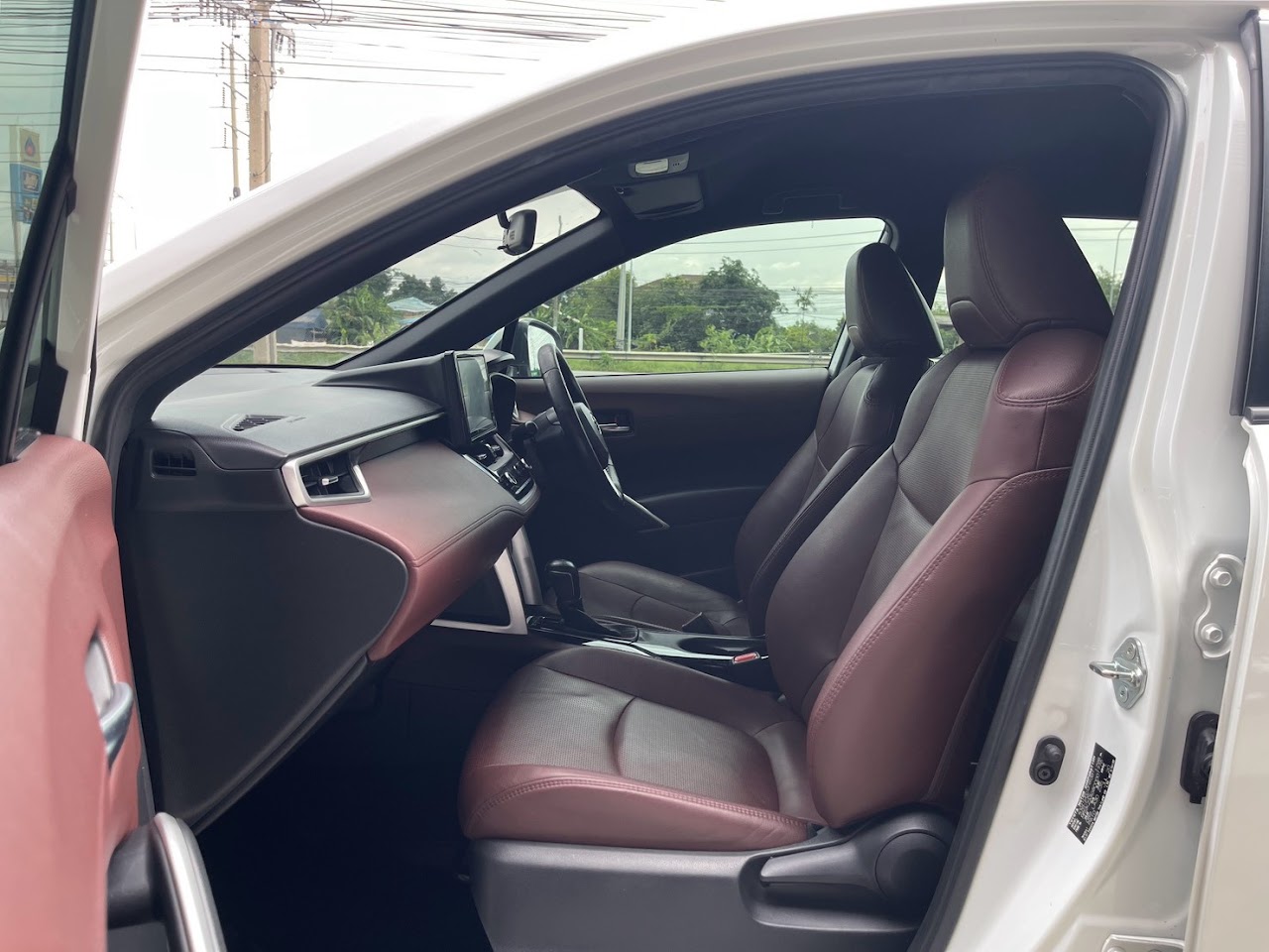 2020 Toyota Corolla Cross 1.8Hybrid Premium รูปที่ 16