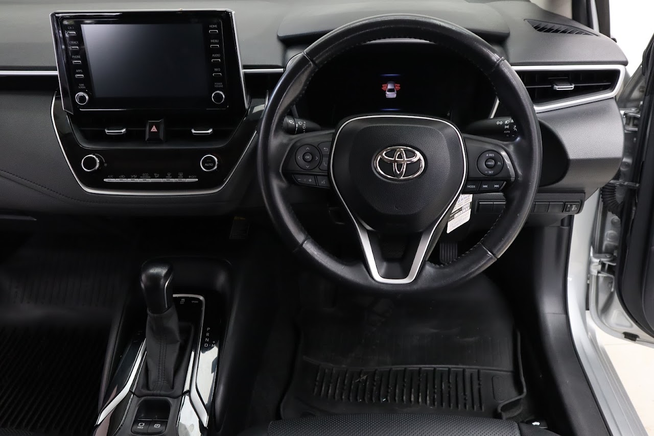 2022 Toyota Altis 1.8Sport มือสอง สีบรอนซ์เงิน รูปที่ 7