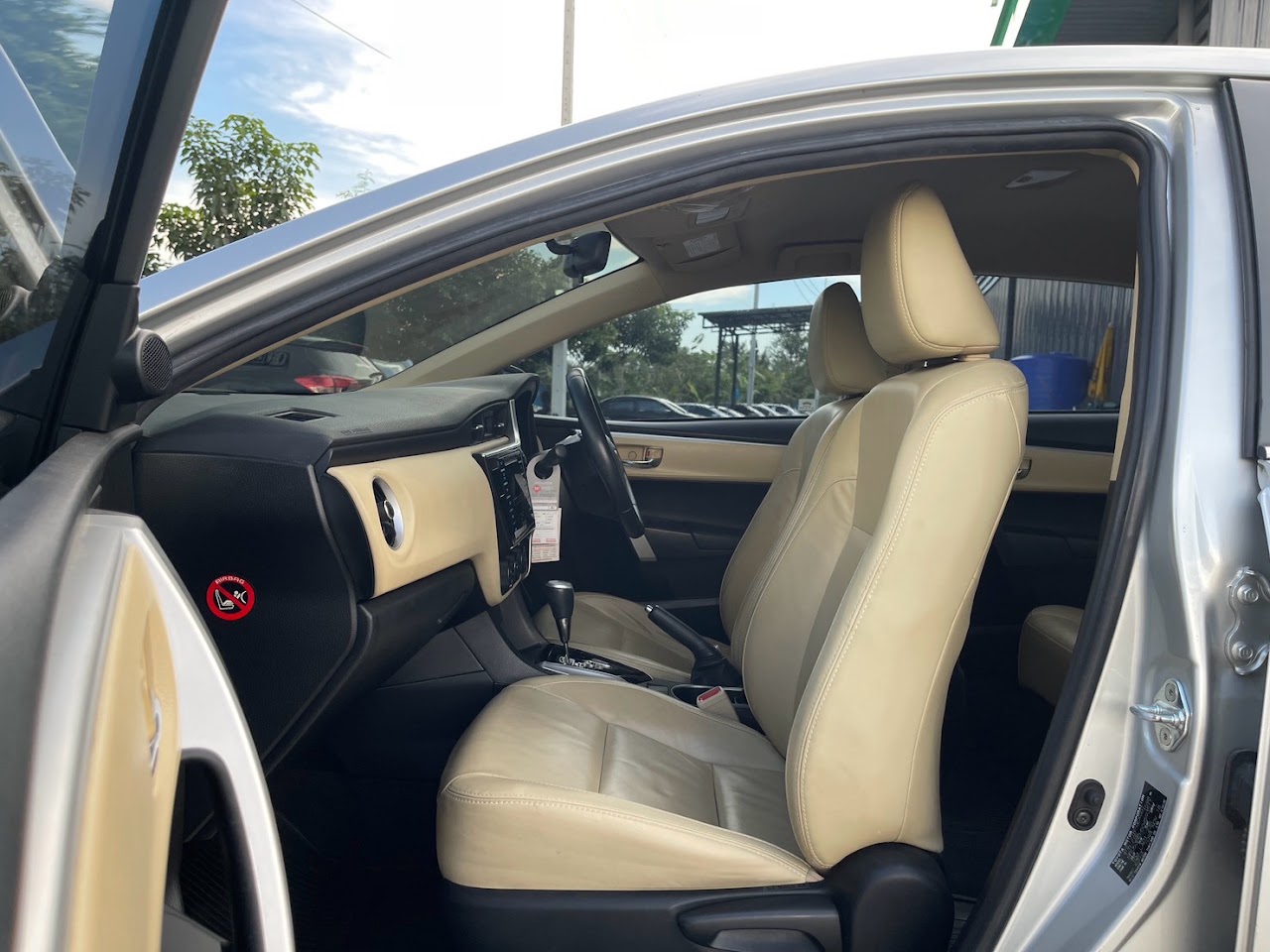 2018 Toyota Altis 1.6G รูปที่ 16