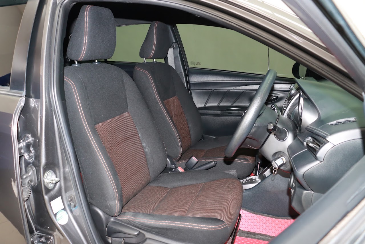 2016 Toyota Yaris 1.2E รูปที่ 11