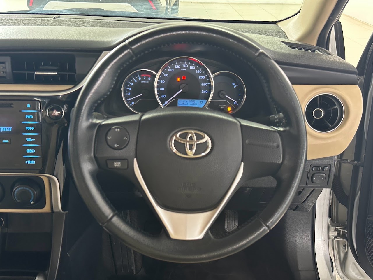 2018 Toyota Altis 1.6G รูปที่ 20