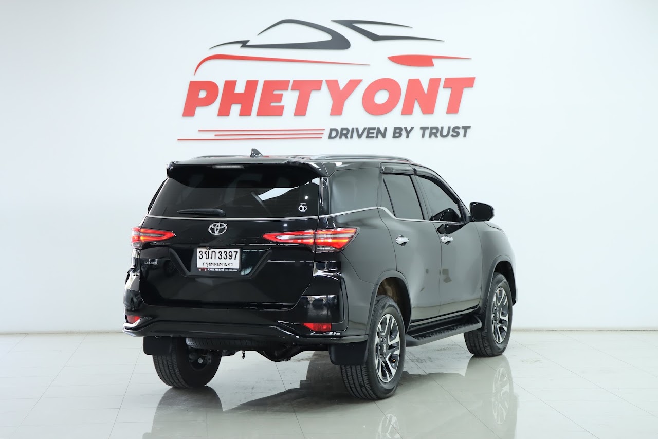 2022 Toyota Fortuner 2.4 Leader V 2WD รูปที่ 7