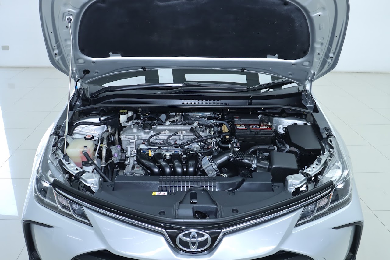 2021 Toyota Altis 1.6G มือสอง สีบรอนซ์เงิน รูปที่ 9