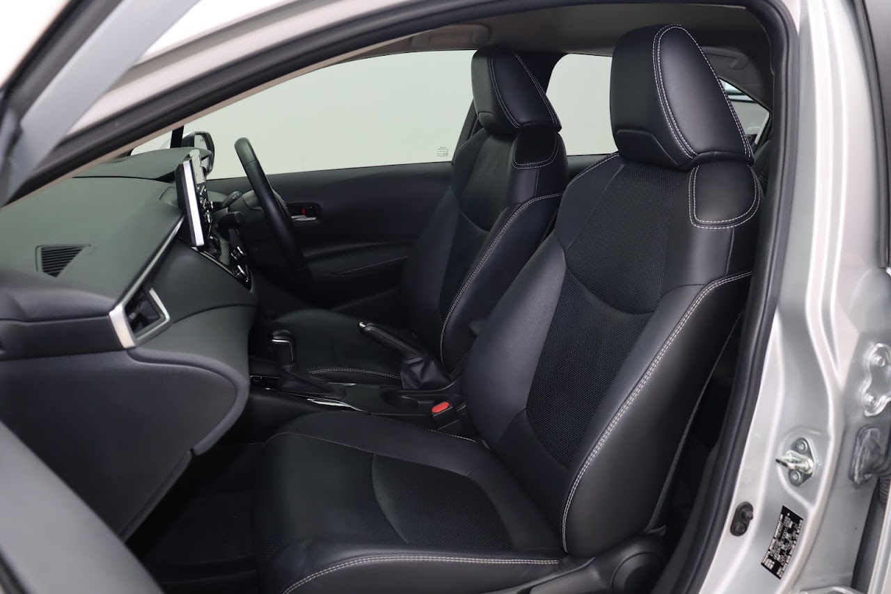 2021 Toyota Altis 1.6G มือสอง สีบรอนซ์เงิน รูปที่ 4