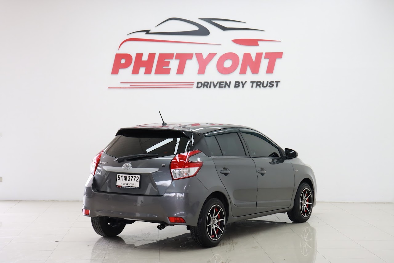 2016 Toyota Yaris 1.2E รูปที่ 8