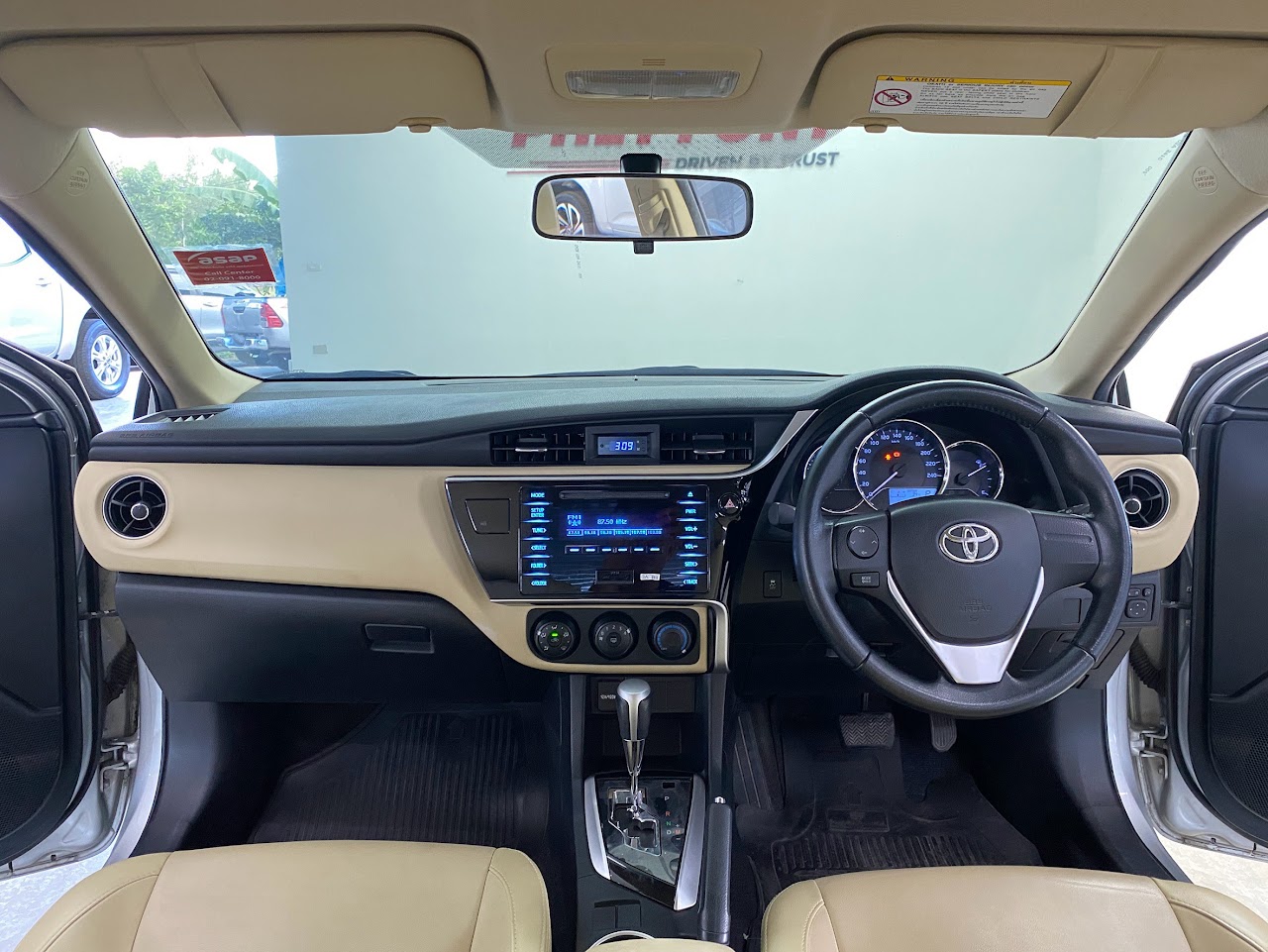 2018 Toyota Altis 1.6G รูปที่ 17