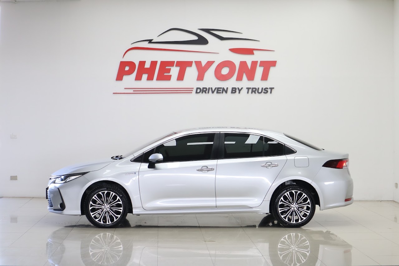 2022 Toyota Altis 1.8Hybrid Premium มือสอง สีบรอนซ์เงิน รูปที่ 26