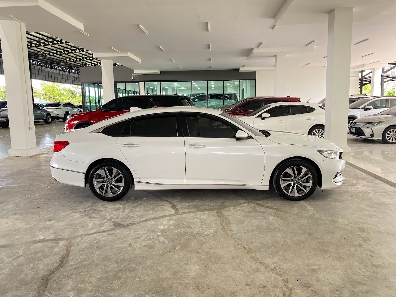 2022 Honda Accord 1.5EL รูปที่ 4