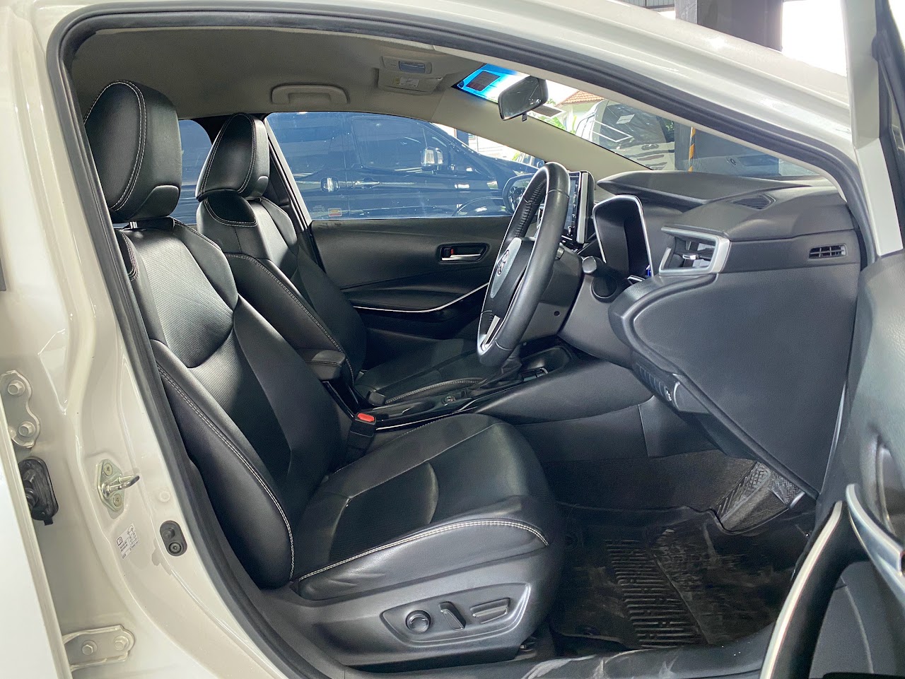 2019 Toyota Altis (New) 1.8Hybrid MID รูปที่ 15