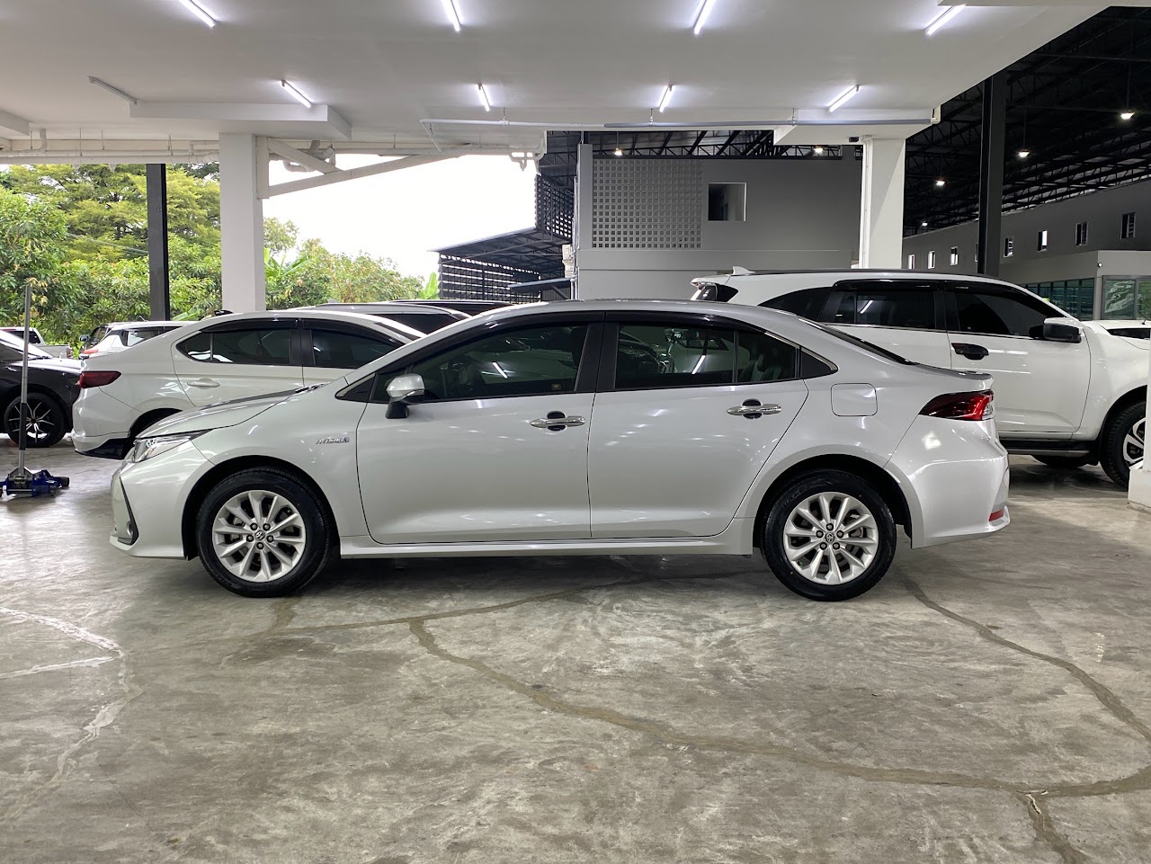 2020 Toyota Altis (New) 1.8Hybrid MID รูปที่ 4