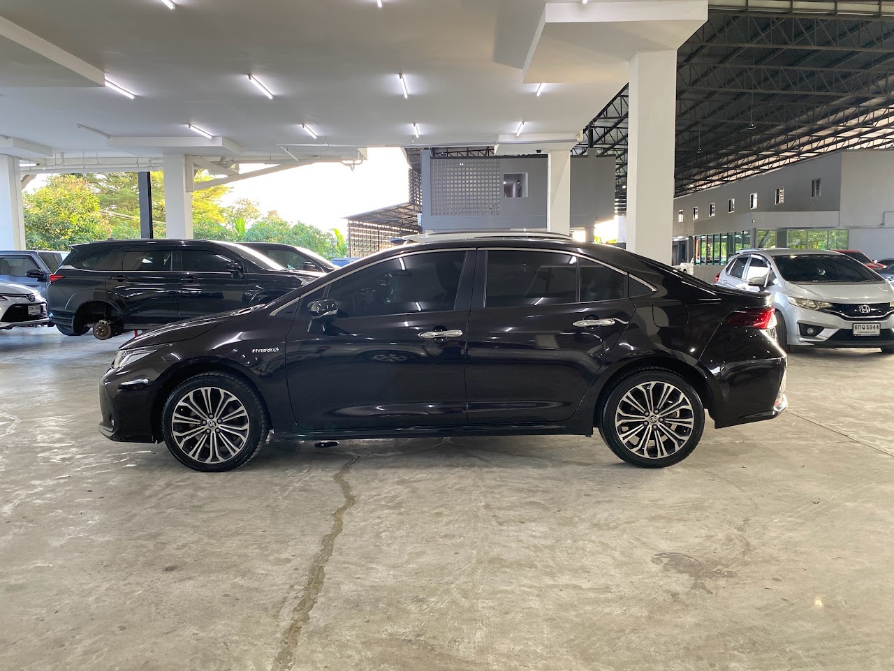 2022 Toyota Altis 1.8Hybrid Premium รูปที่ 4