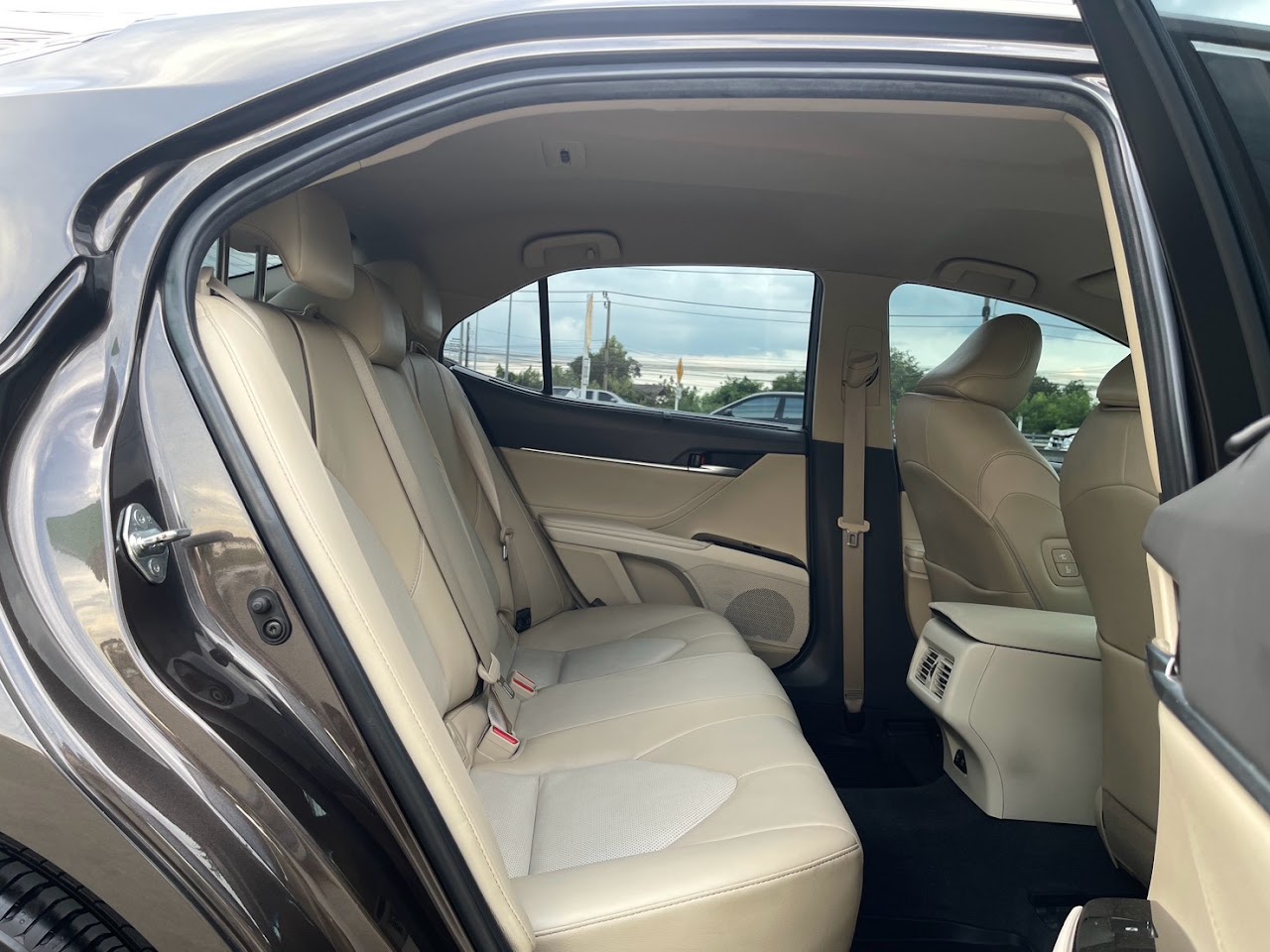 2018 Toyota Camry 2.0G รูปที่ 15