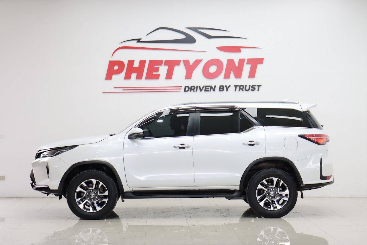 2023 Toyota Fortuner 2.4Leader V 2WD รูปที่ 13