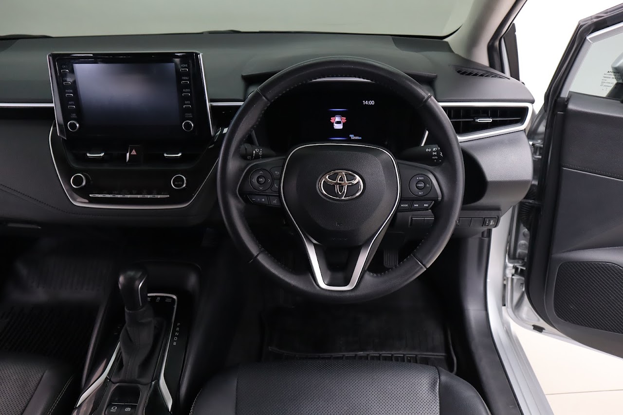 2022 Toyota Altis 1.8Hybrid Premium มือสอง สีบรอนซ์เงิน รูปที่ 10