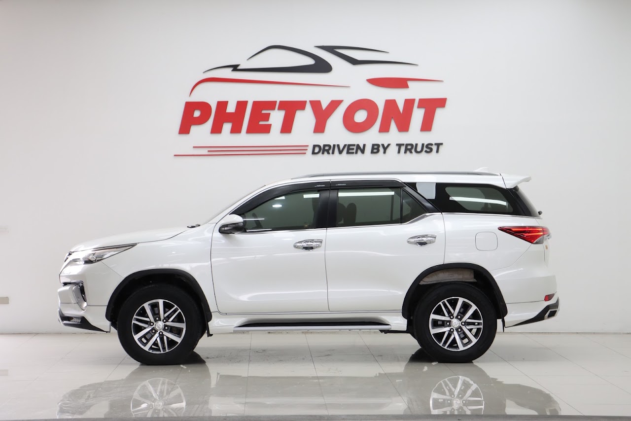 2019 Toyota Fortuner 2.4V 2WD รูปที่ 13