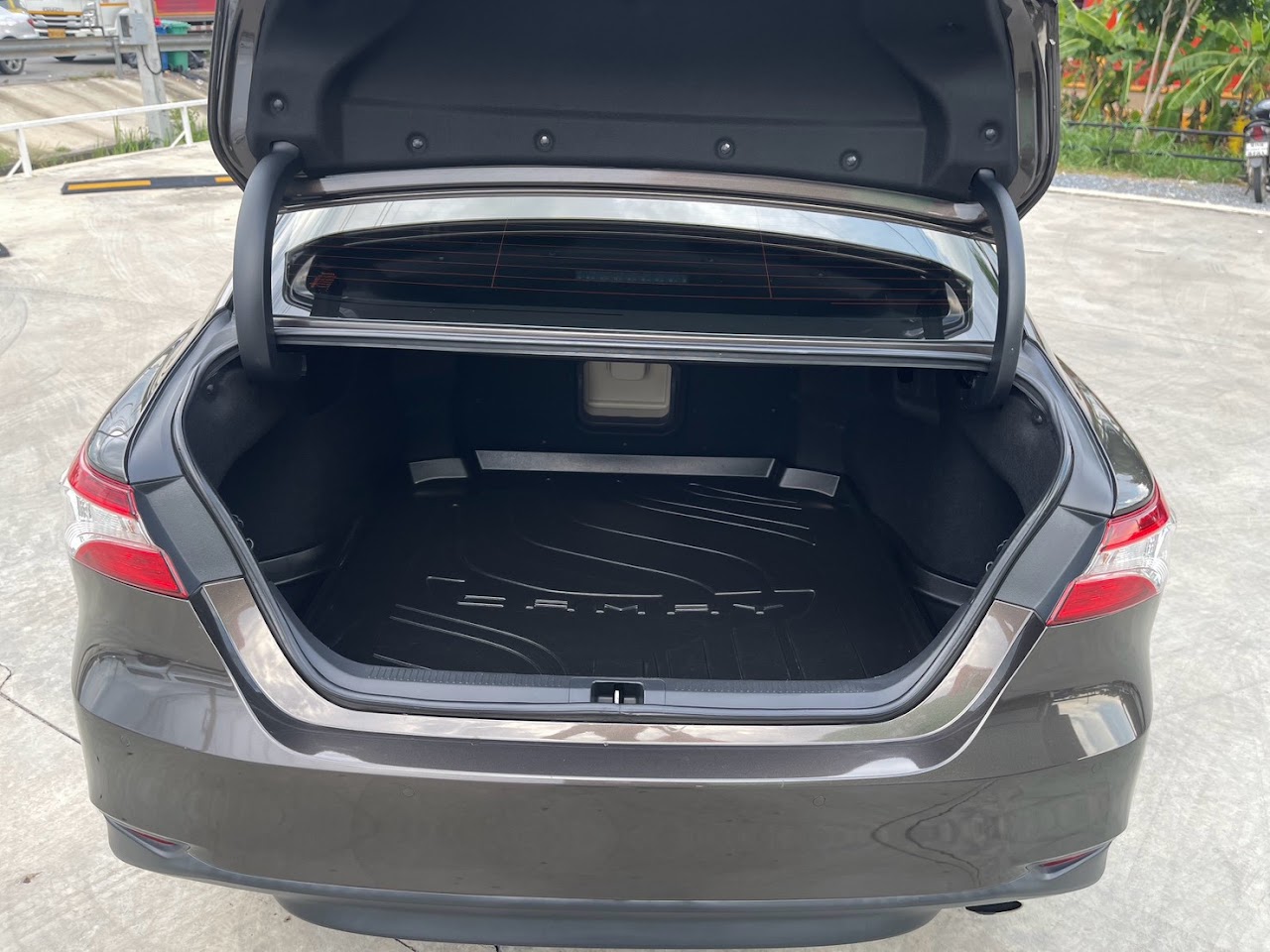 2018 Toyota Camry 2.0G รูปที่ 9
