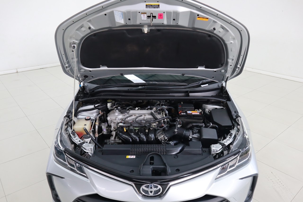2019 Toyota Altis New 1.6G มือสอง สีบรอนซ์เงิน รูปที่ 3