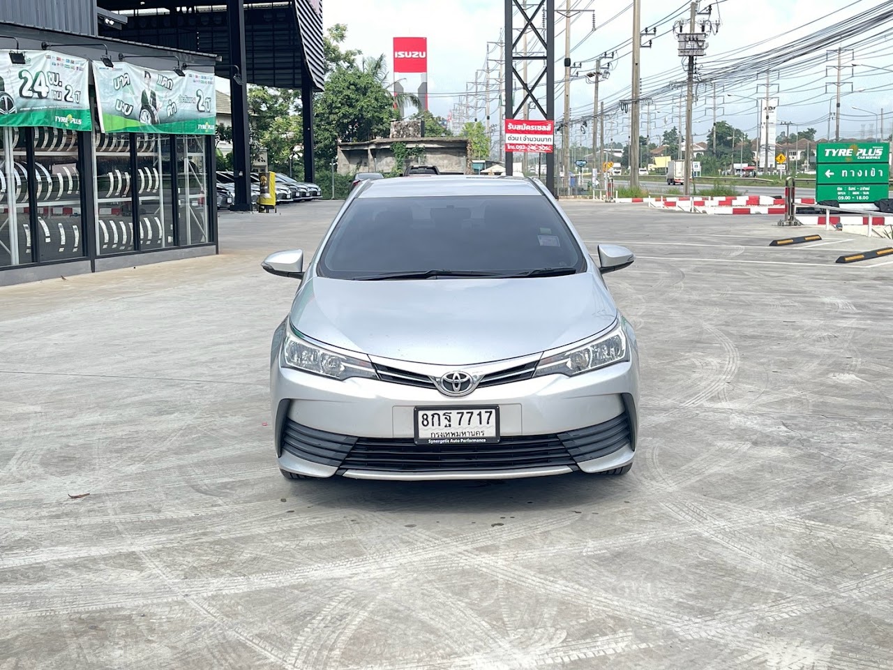 2018 Toyota Altis 1.8E รูปที่ 2