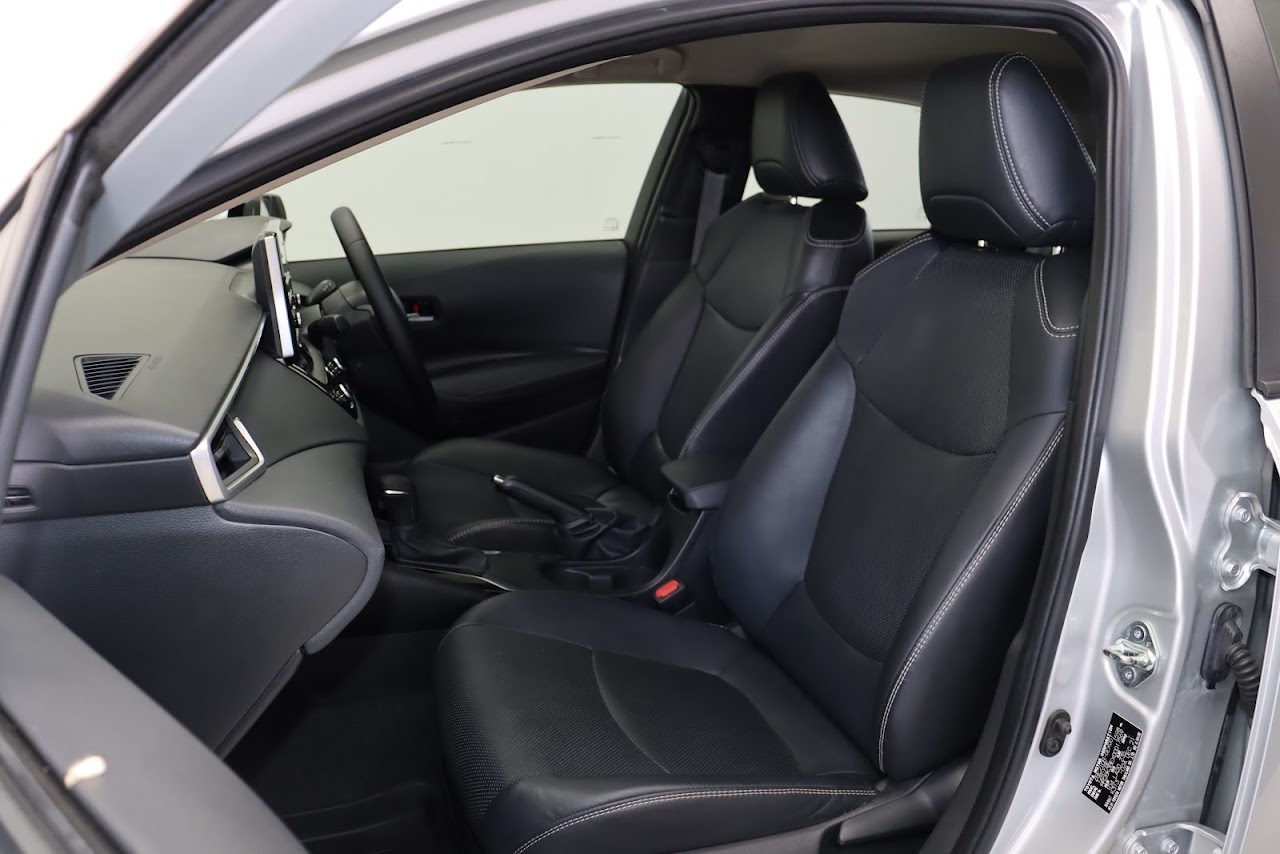 2021 Toyota Altis 1.6G มือสอง สีบรอนซ์เงิน รูปที่ 4