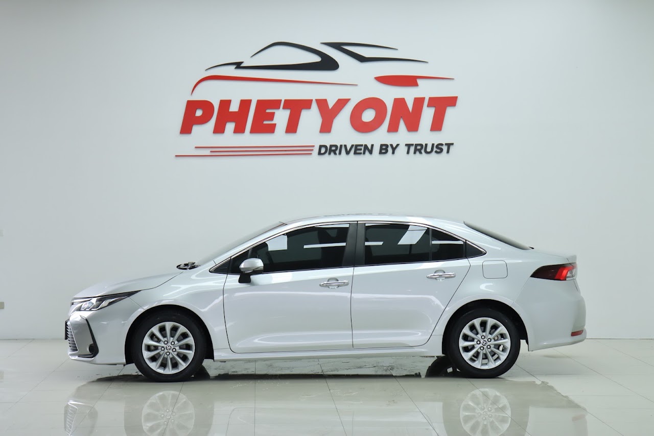 2021 Toyota Altis 1.6G มือสอง สีบรอนซ์เงิน รูปที่ 13