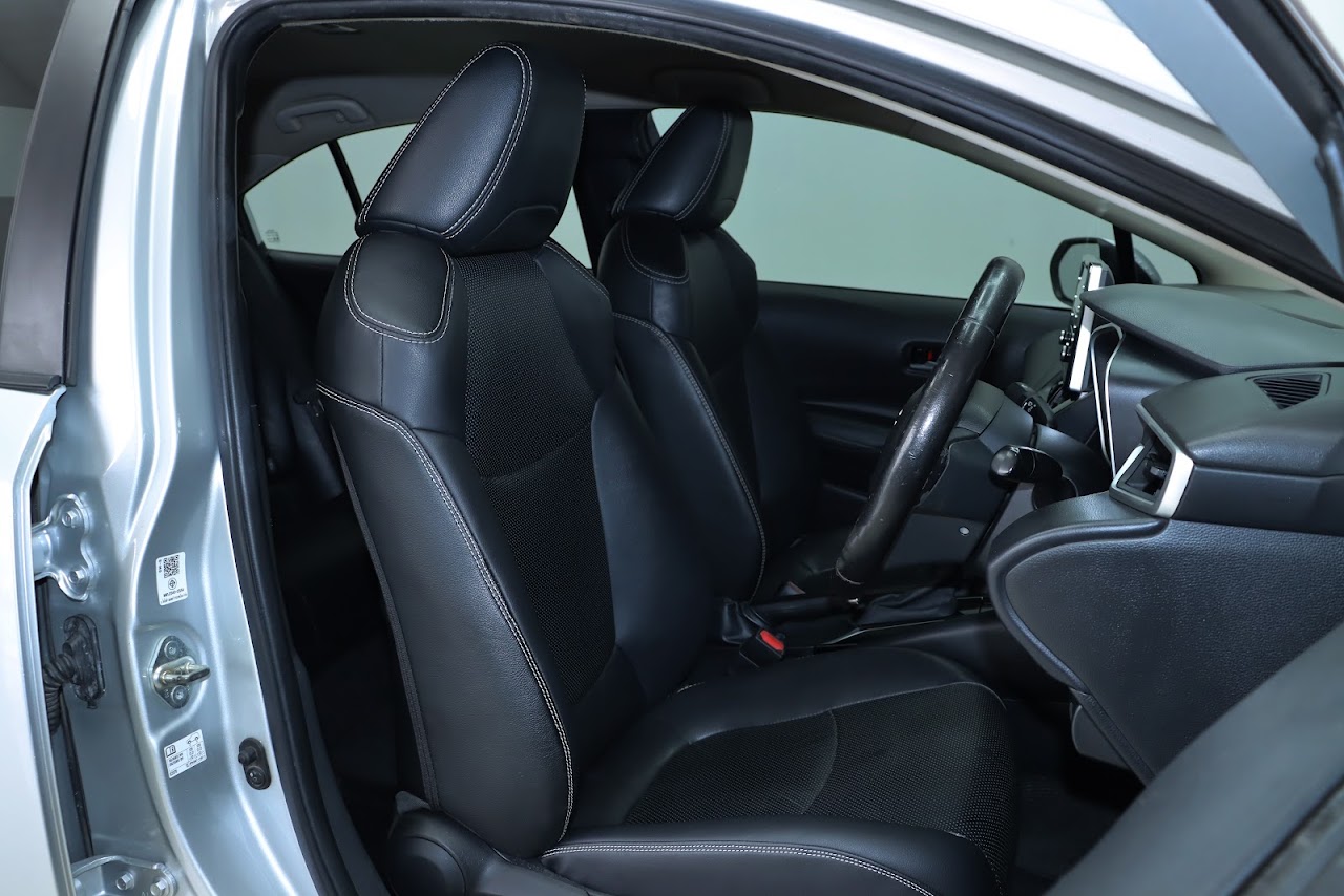 2021 Toyota Altis 1.6G มือสอง สีบรอนซ์เงิน รูปที่ 11