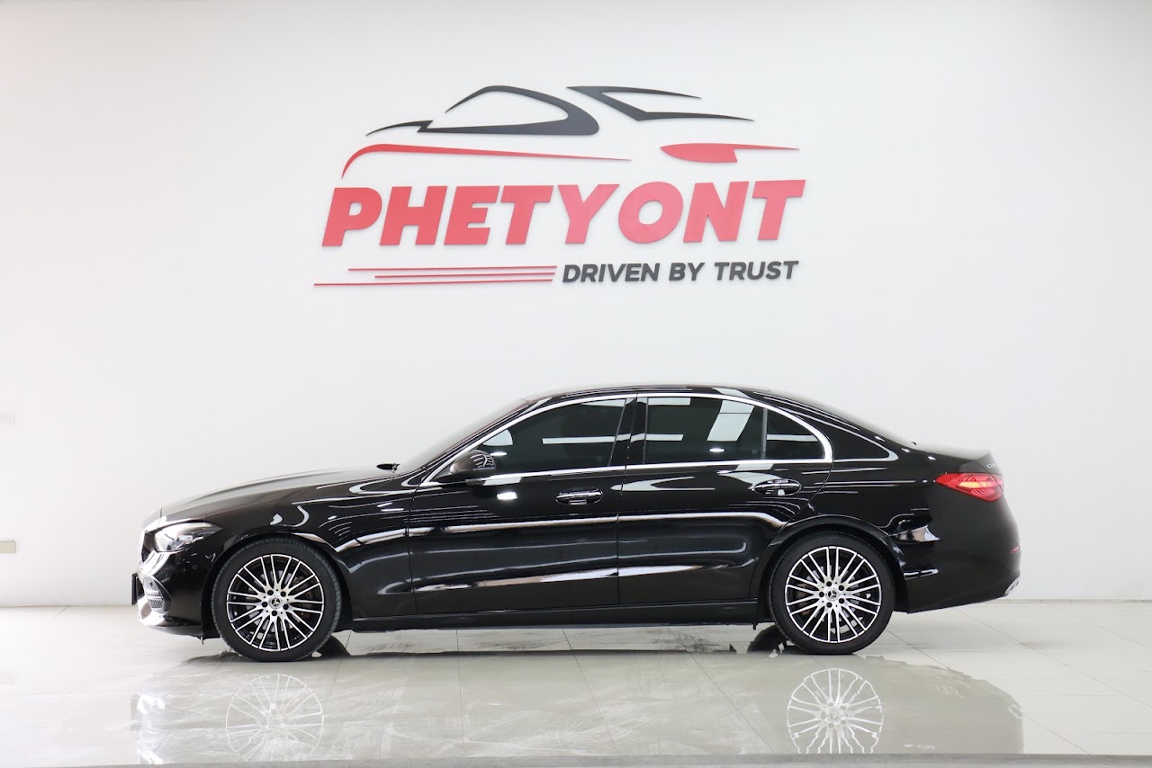 2023 Mercedes-Benz C-Class C220d Avantgarde มือสอง สีดำ รูปที่ 14