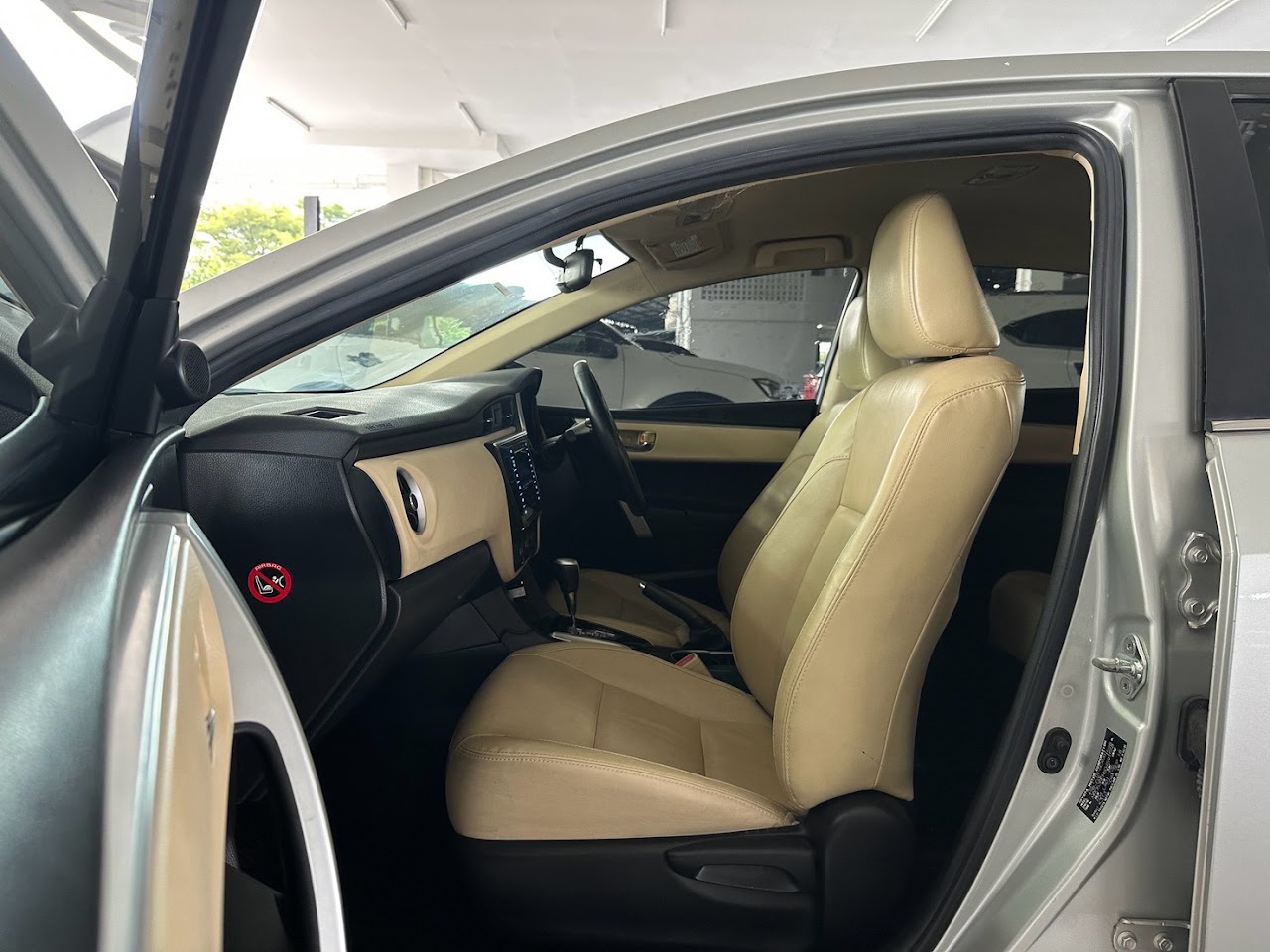 2018 Toyota Altis 1.6G รูปที่ 16