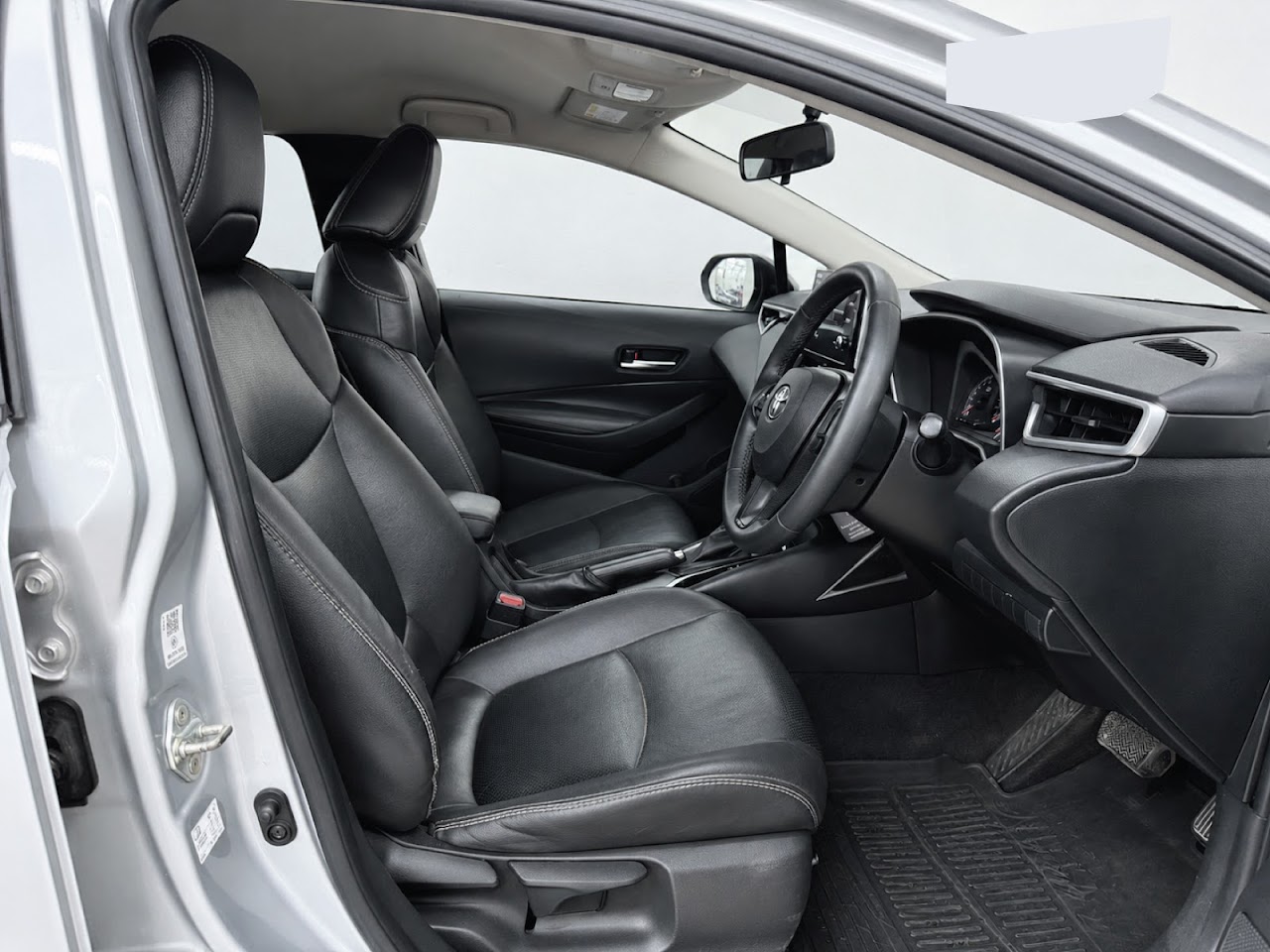 2021 Toyota Altis 1.6G มือสอง สีบรอนซ์เงิน รูปที่ 7